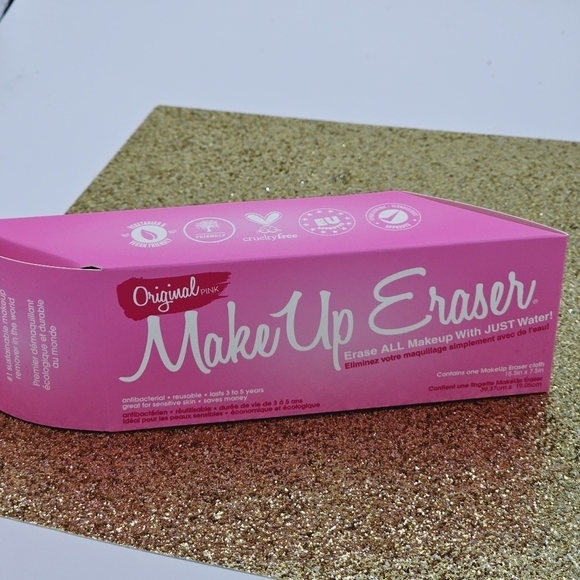The Original MakeUp Eraser Pink - Picture 2 of 5